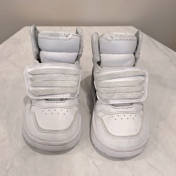 🔥Adidas White and Green High-Top Sneakers with Velcro Straps🔥 - Picture 2 of 5